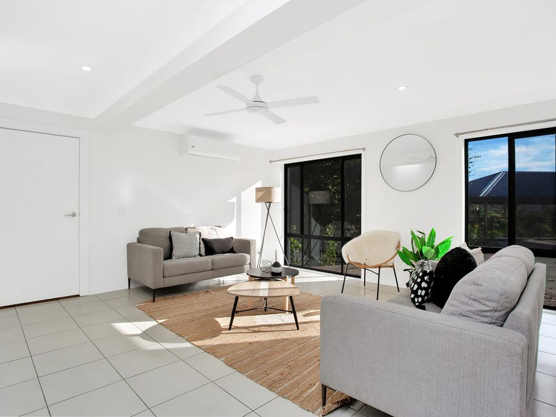 9 Bedrooms, Dual Living, 2 11