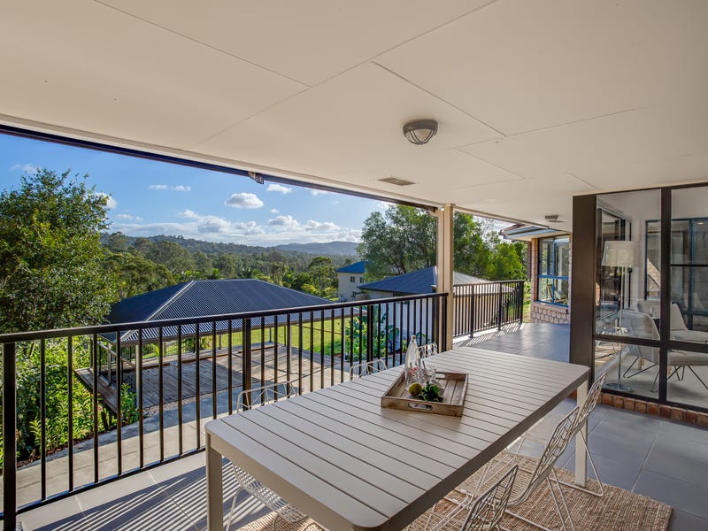 9 Bedrooms, Dual Living, 2 12