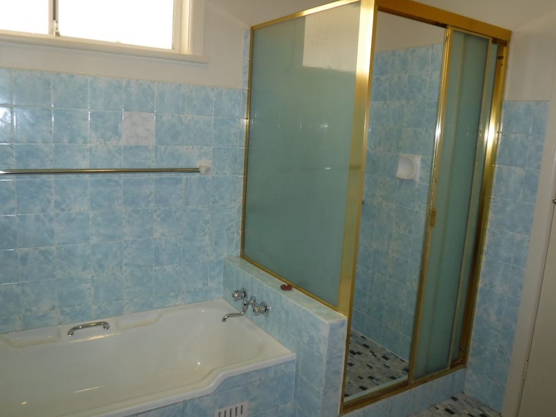 Water views 3 Bedroom 2 9