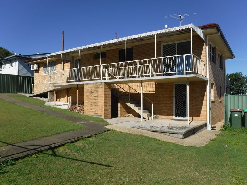 Water views 3 Bedroom 2 19