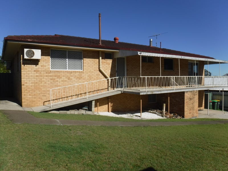 Water views 3 Bedroom 2 20