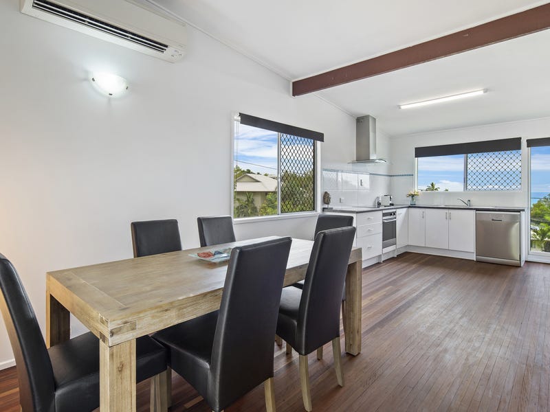 Renovated Airlie Cottage in the 2