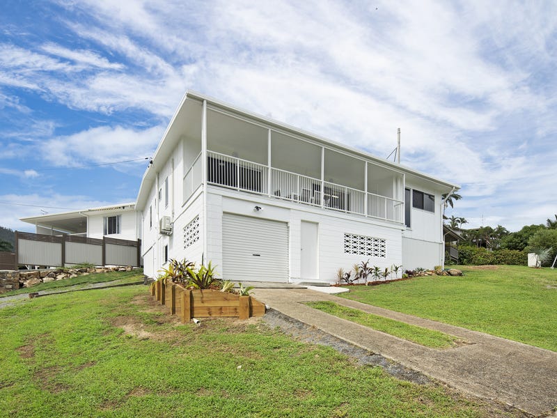 Renovated Airlie Cottage in the 4