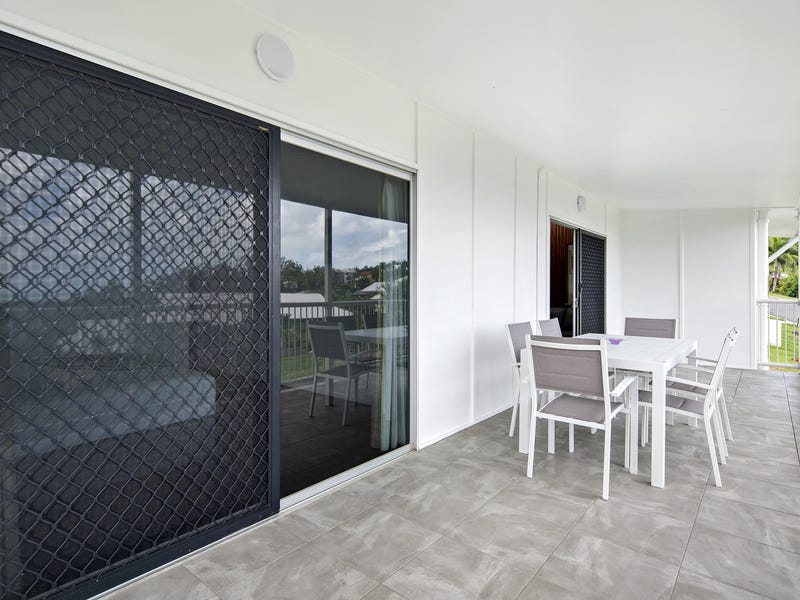 Renovated Airlie Cottage in the 5