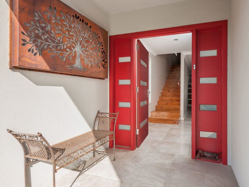 5 BED / 3 BATH 4