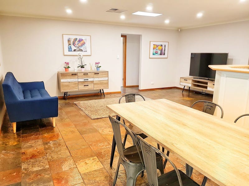 Spacious Family Home – Much 2