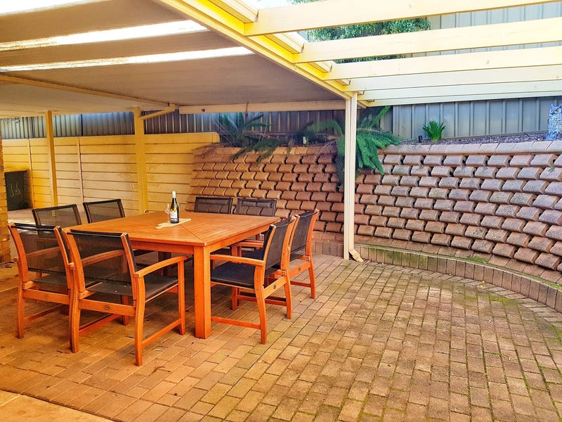 Spacious Family Home – Much 15