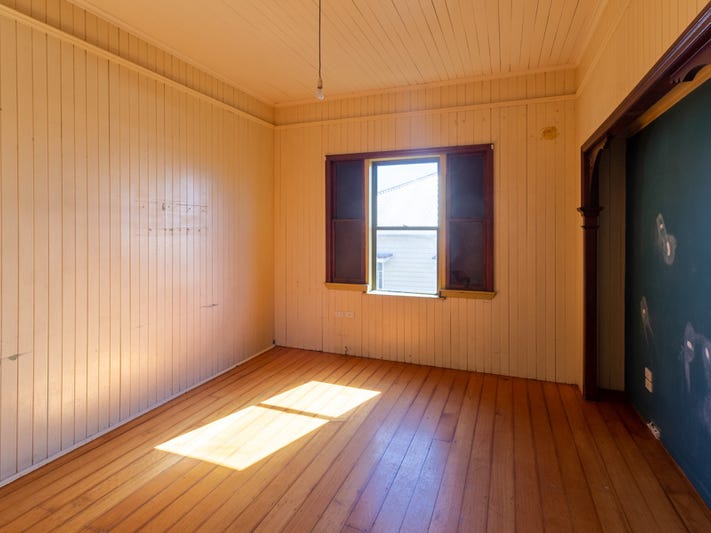 Need this house sold! 9
