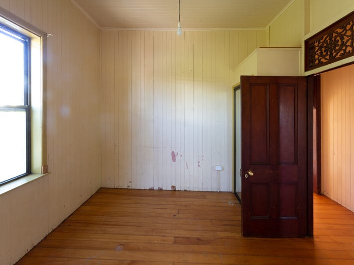 Need this house sold! 11