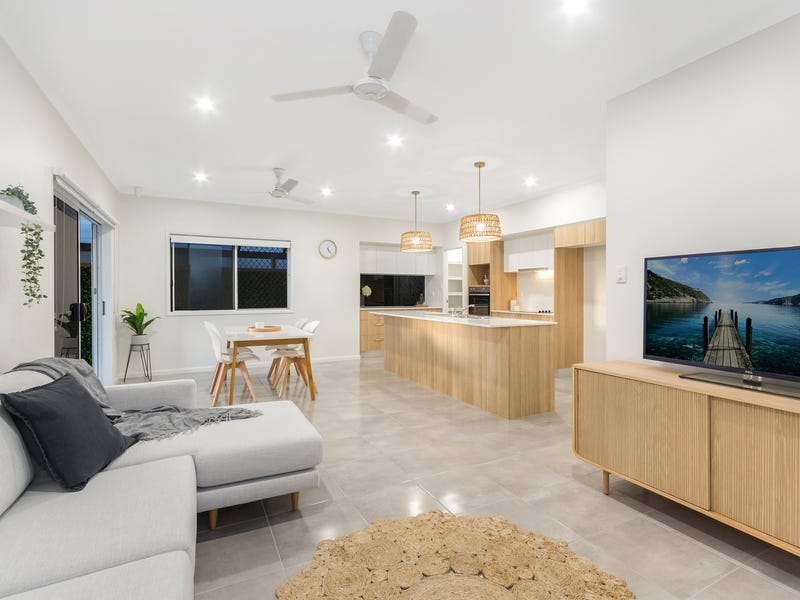 BRAND NEW 4 BEDROOMS, 2 4