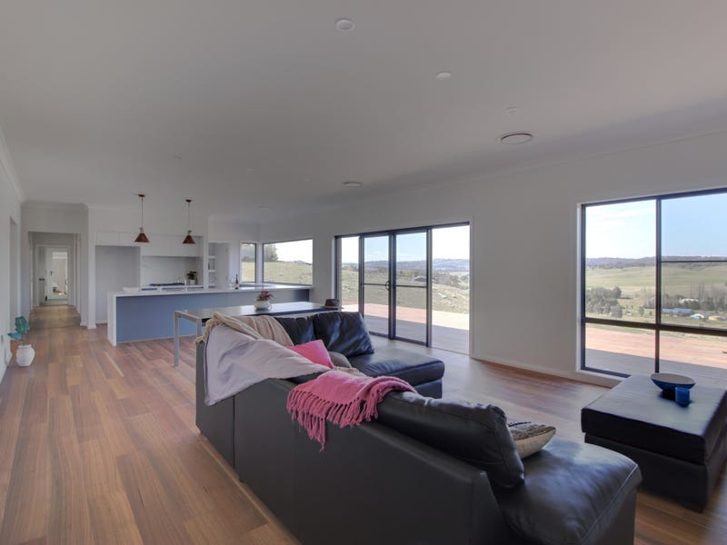 Stunning Views, Opulent Country Lifestyle 6