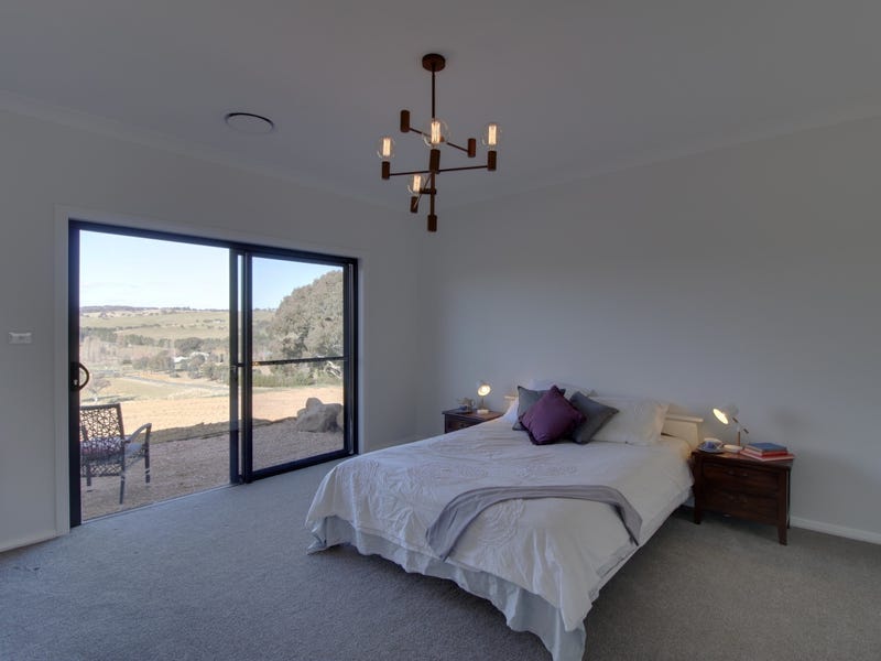 Stunning Views, Opulent Country Lifestyle 7