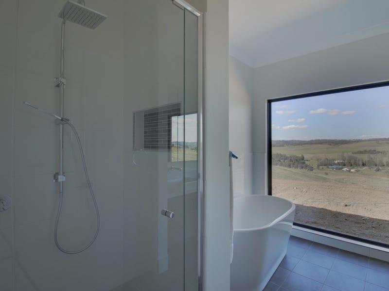 Stunning Views, Opulent Country Lifestyle 10