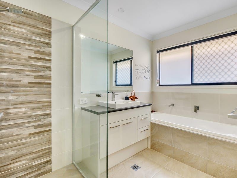 Under Offer 8