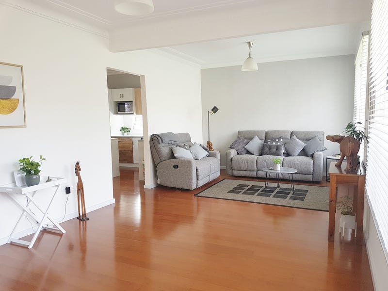 North Lambton Property With 4 3