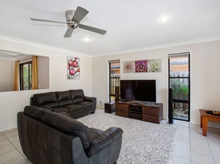 WELL PRESENTED HOUSE IN QUIET 3