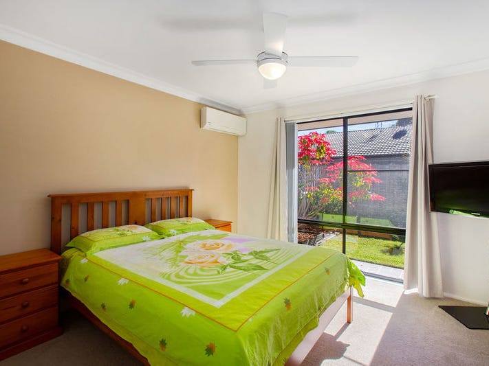 WELL PRESENTED HOUSE IN QUIET 11