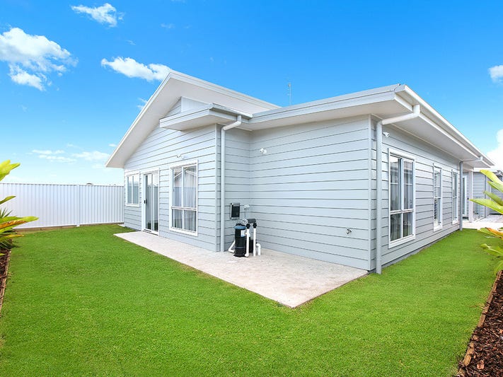 STYLISH MODERN FAMILY HOME, The 3