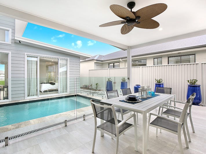 STYLISH MODERN FAMILY HOME, The 5