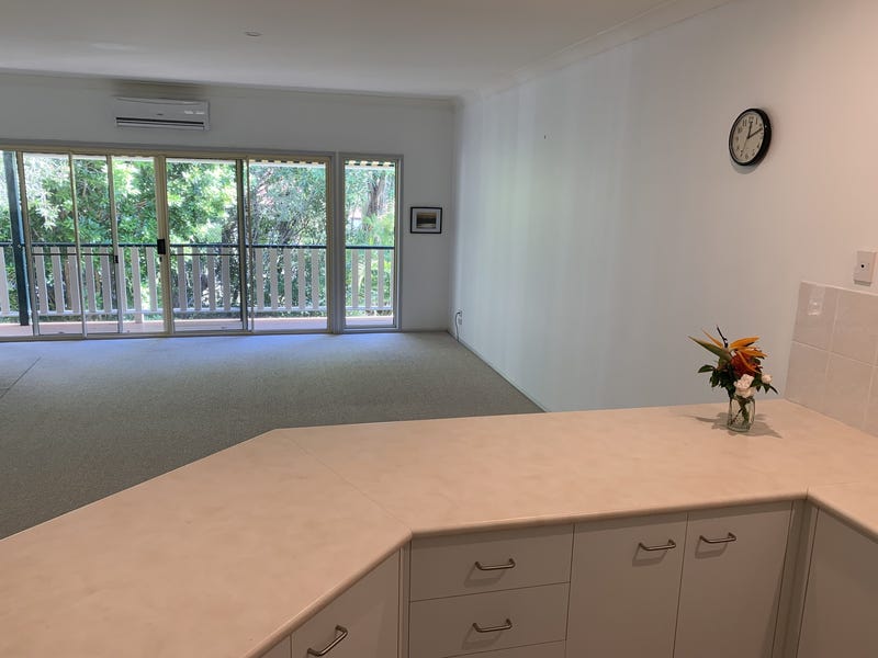 Lovely 2 bed Unit in 7