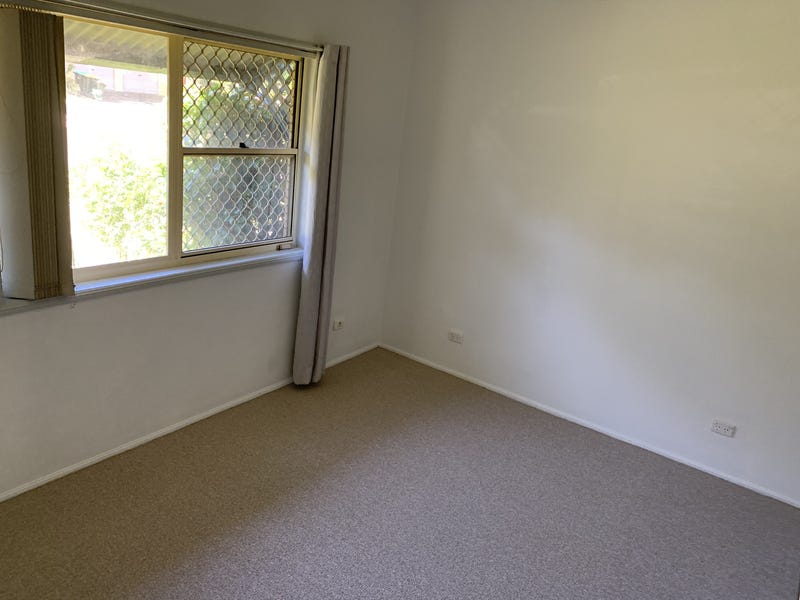Lovely 2 bed Unit in 8
