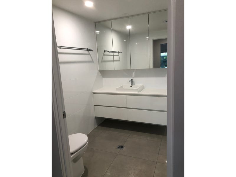 Super Sized 361 Sq Mtr 19