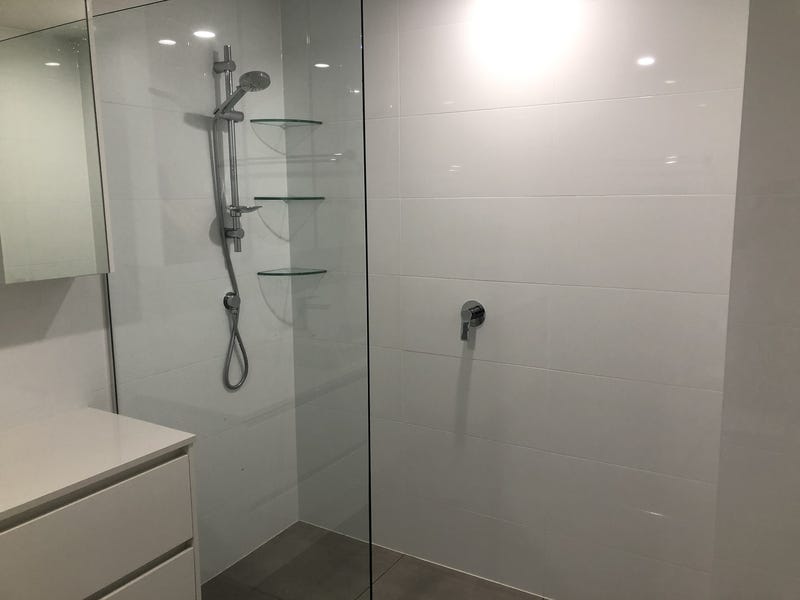 Super Sized 361 Sq Mtr 20