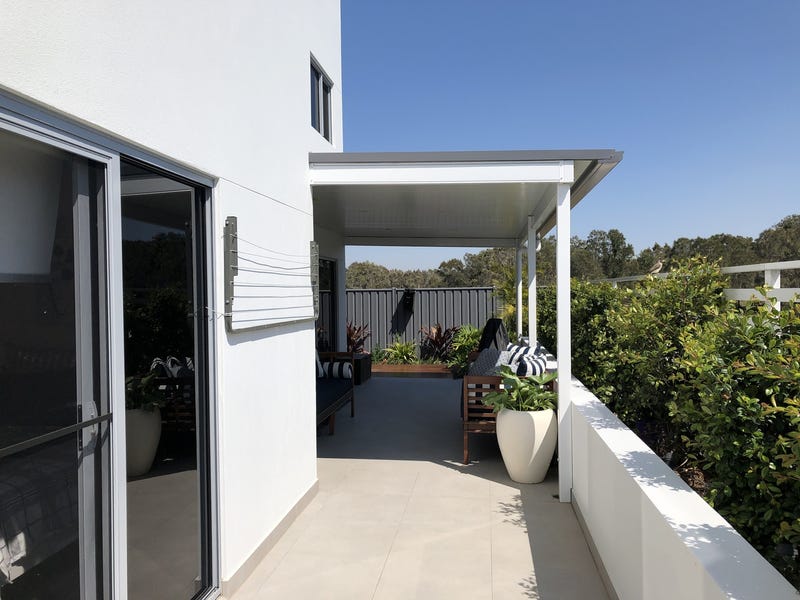 Super Sized 361 Sq Mtr 32