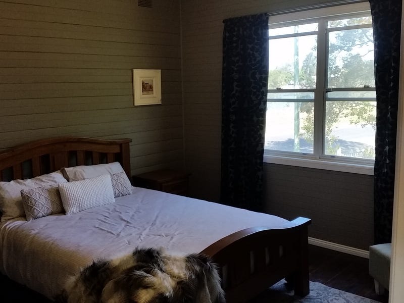 Riverfront 3 Bedroom plus office 6