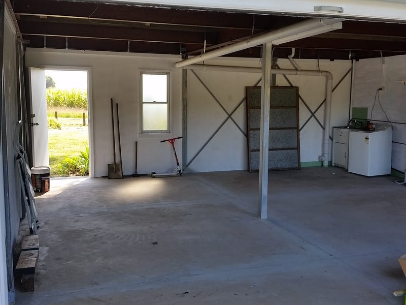 Riverfront 3 Bedroom plus office 10