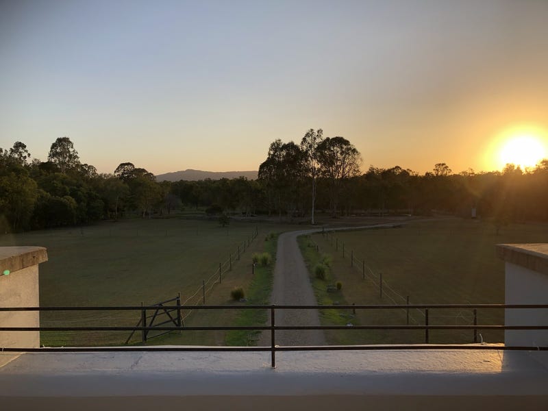 Quality Country Living – Dual 4
