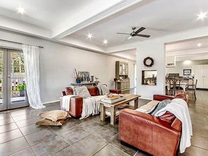 Quality Country Living – Dual 15
