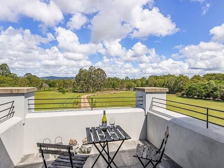 Quality Country Living – Dual 18