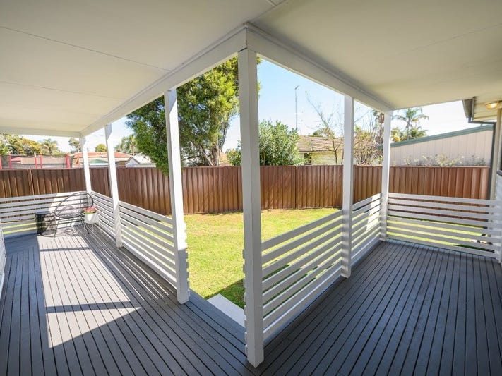 Fully Renovated Spacious 4 Bedroom 12