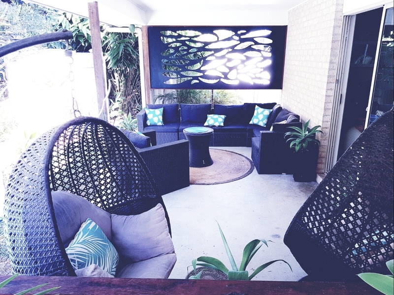 STYLISH LIGHT-FILLED OASIS,   13
