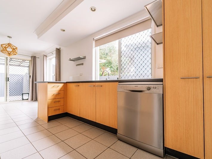 Neat & Tidy Townhouse 4