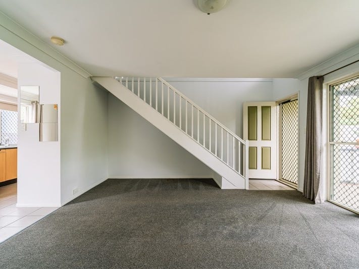 Neat & Tidy Townhouse 9
