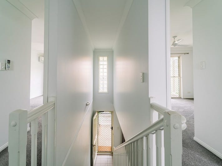 Neat & Tidy Townhouse 12