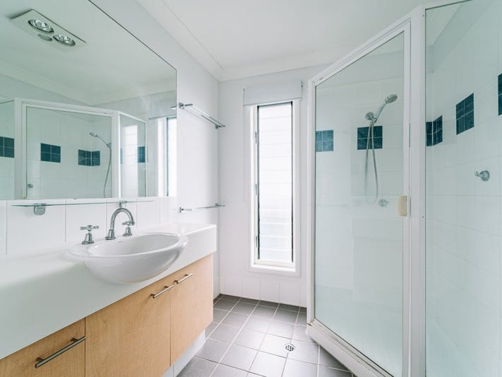 Neat & Tidy Townhouse 23