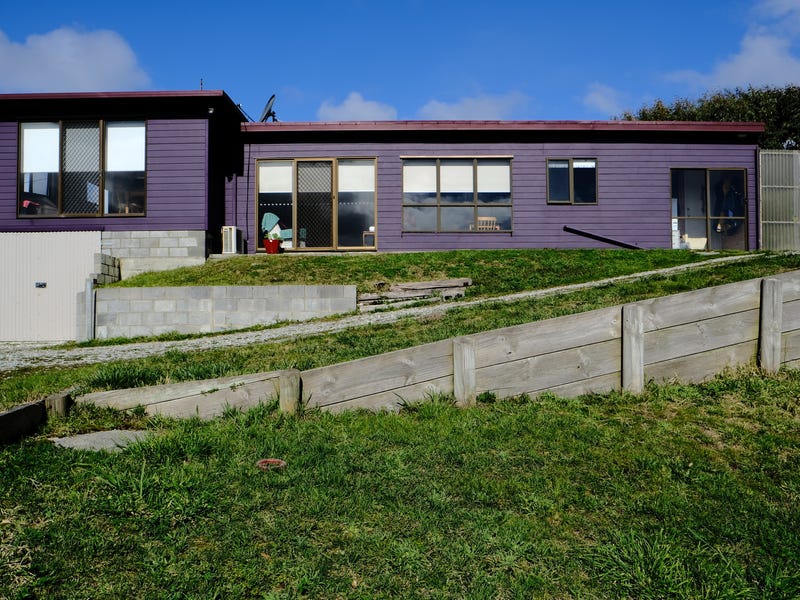 Live or Holiday in Tasmania’s Tarkine Wilderness at Arthur River