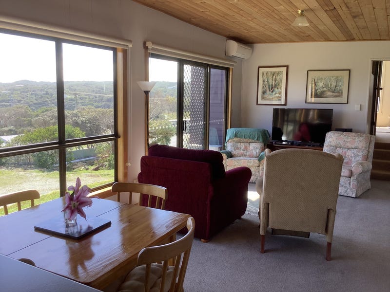 Live or Holiday in Tasmania’s 6