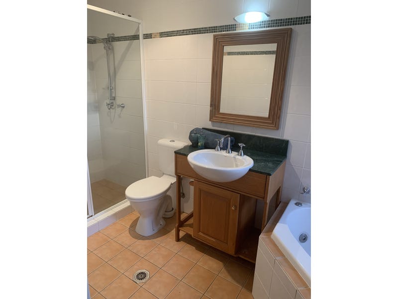 New to the market unique 7