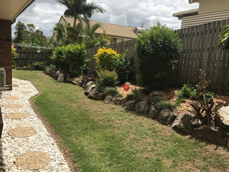 Large Renovated Family Entertainer with 14