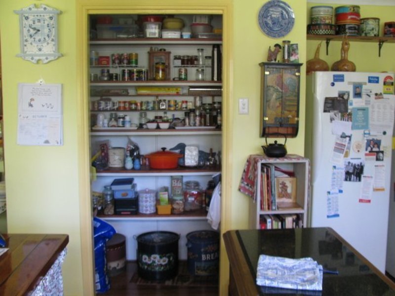 Family Home nestled in the 8