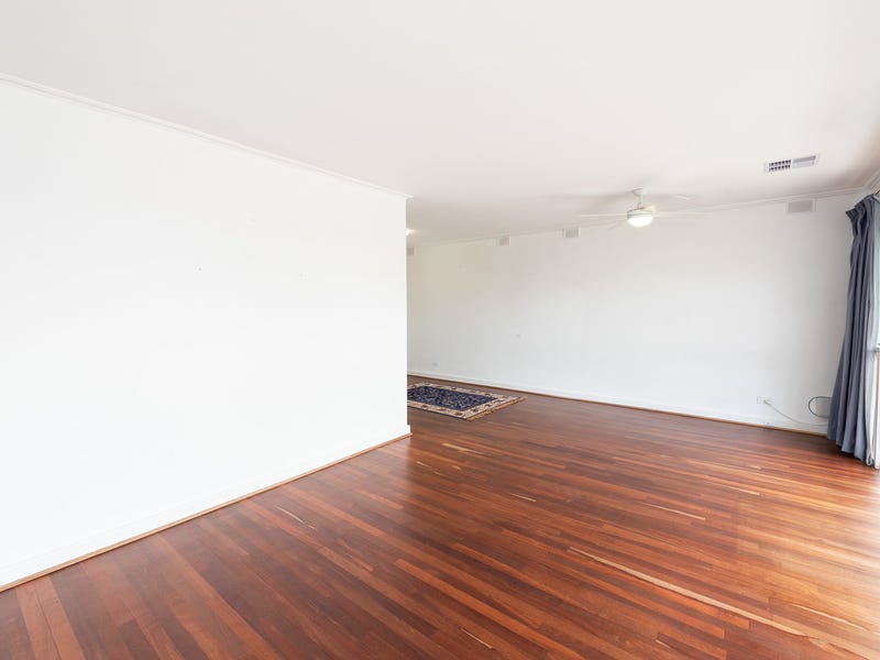 Central Location and Newly Renovated 10