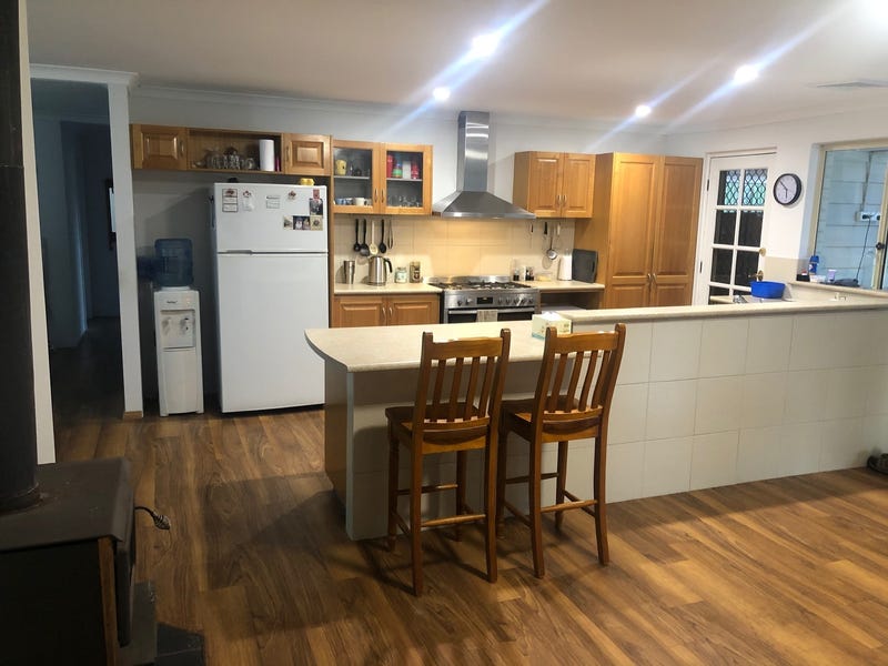 UNDER OFFER 5 ACRES OF 6