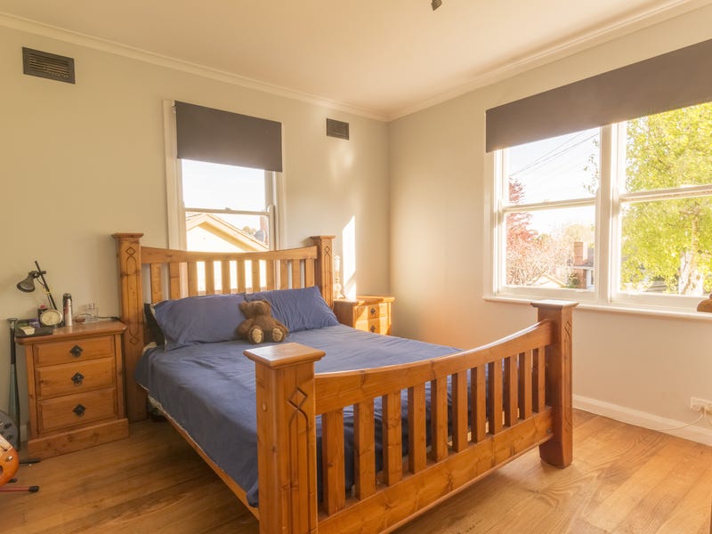 9 Bertram street, Drouin 4