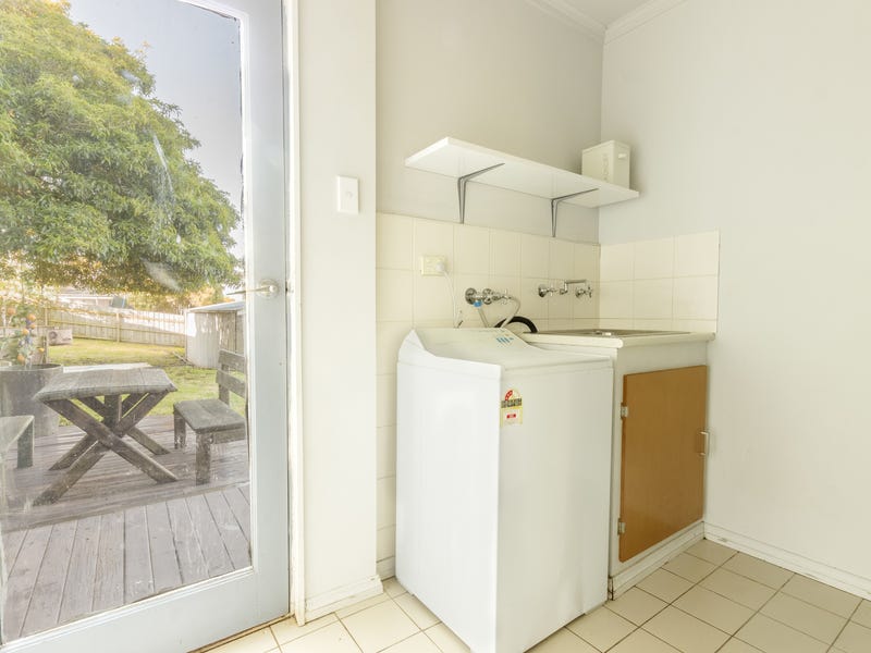 9 Bertram street, Drouin 11