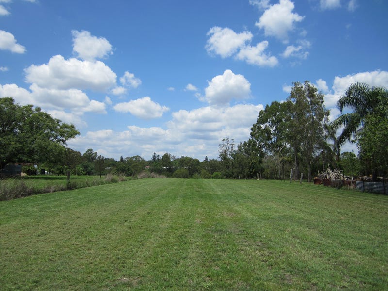 Urban Acreage Just 8 Minutes 21