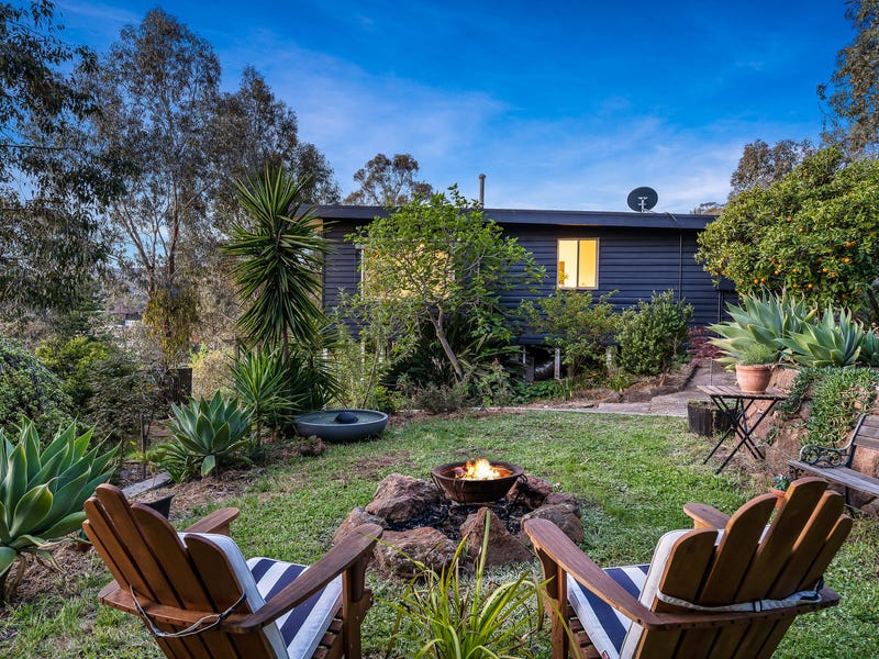 Central Retreat with Magnificent Views 21